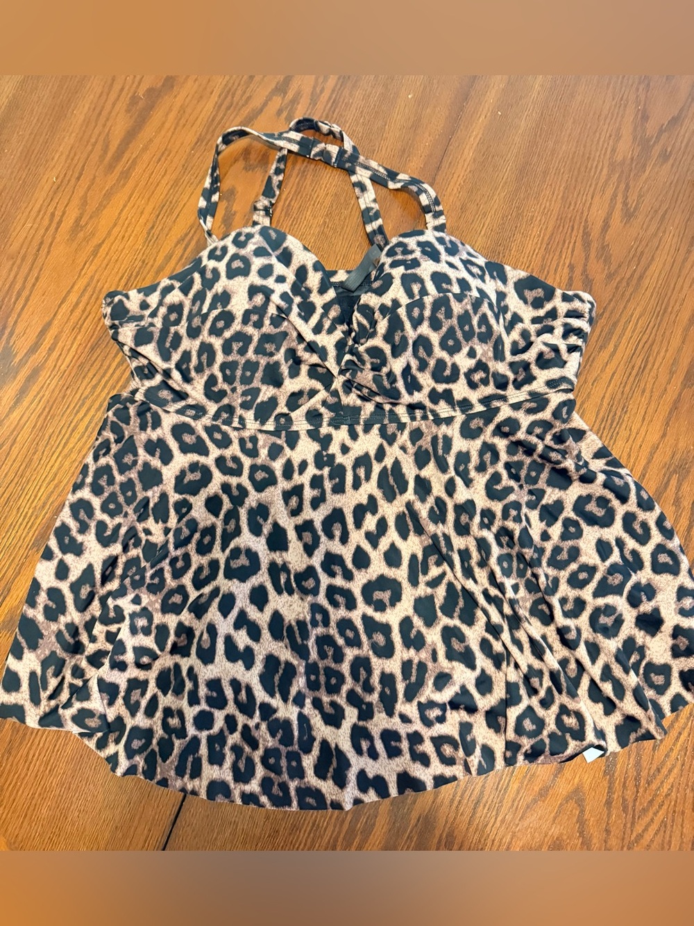 Women’s Plus Torrid Babydoll Tankini Top Sz 2 Leopard Print Swim Underwire